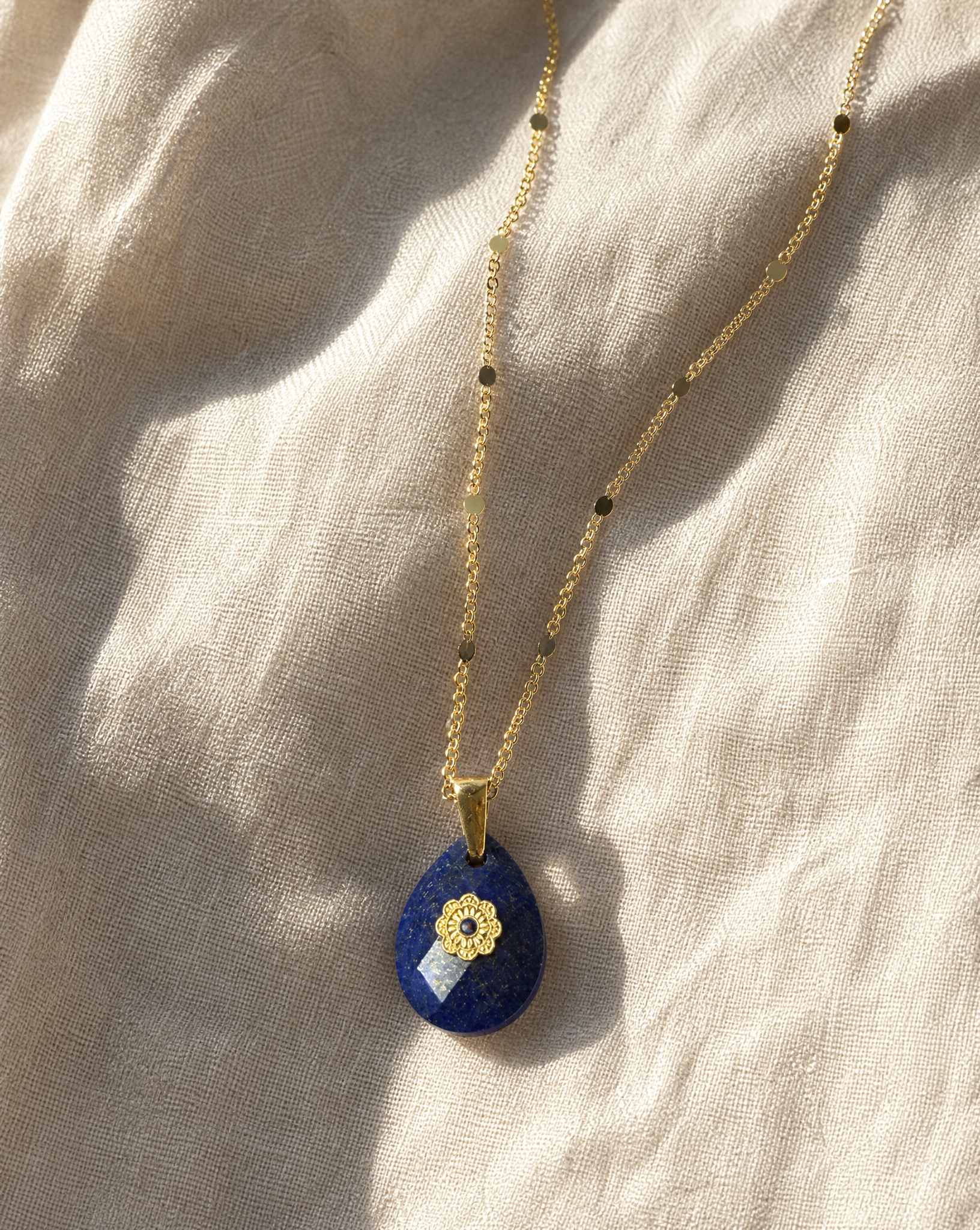 The Oracle Pendant