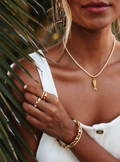Delicate Natural Pearl Beaded Necklace with Fish Charm