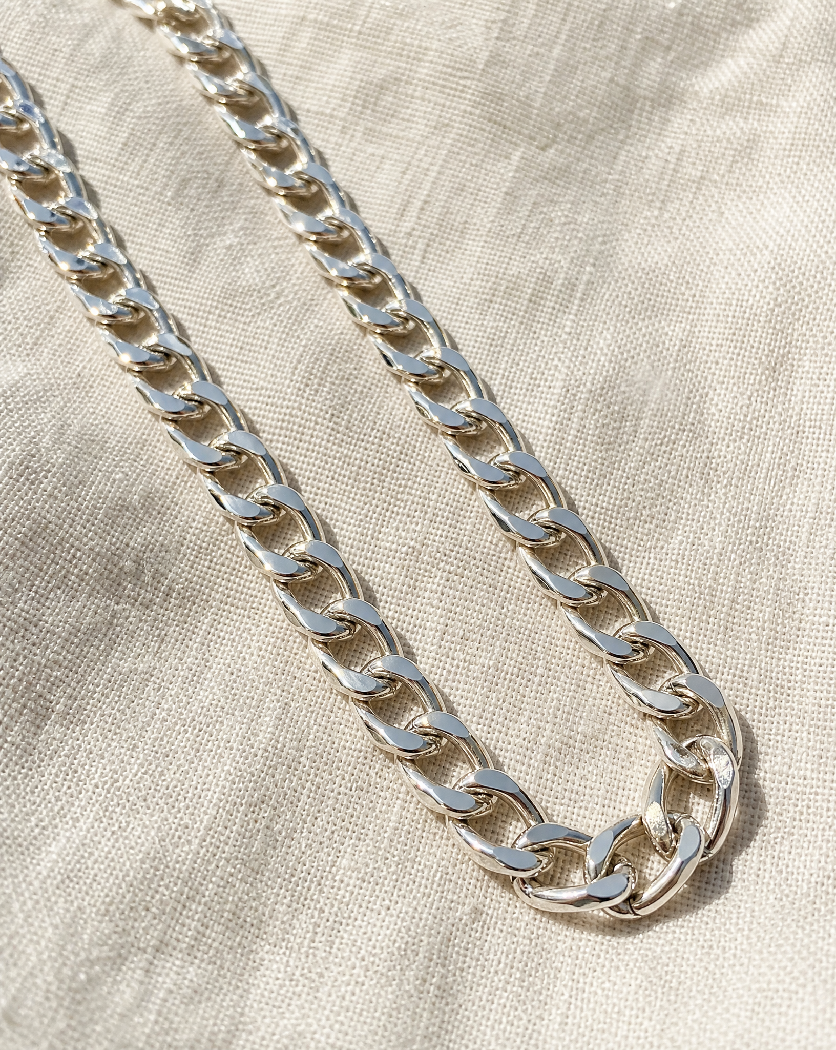 Rhodium Link Chain